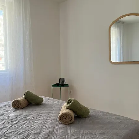 Tomaky Apartment
